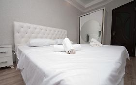Sea Appart Hotel In The City Center