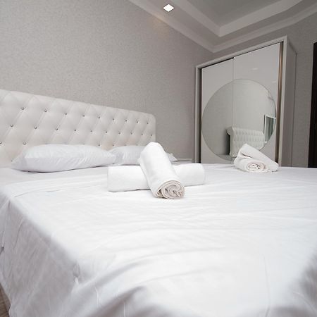 Sea Appart Hotel In The City Center Батуми Экстерьер фото